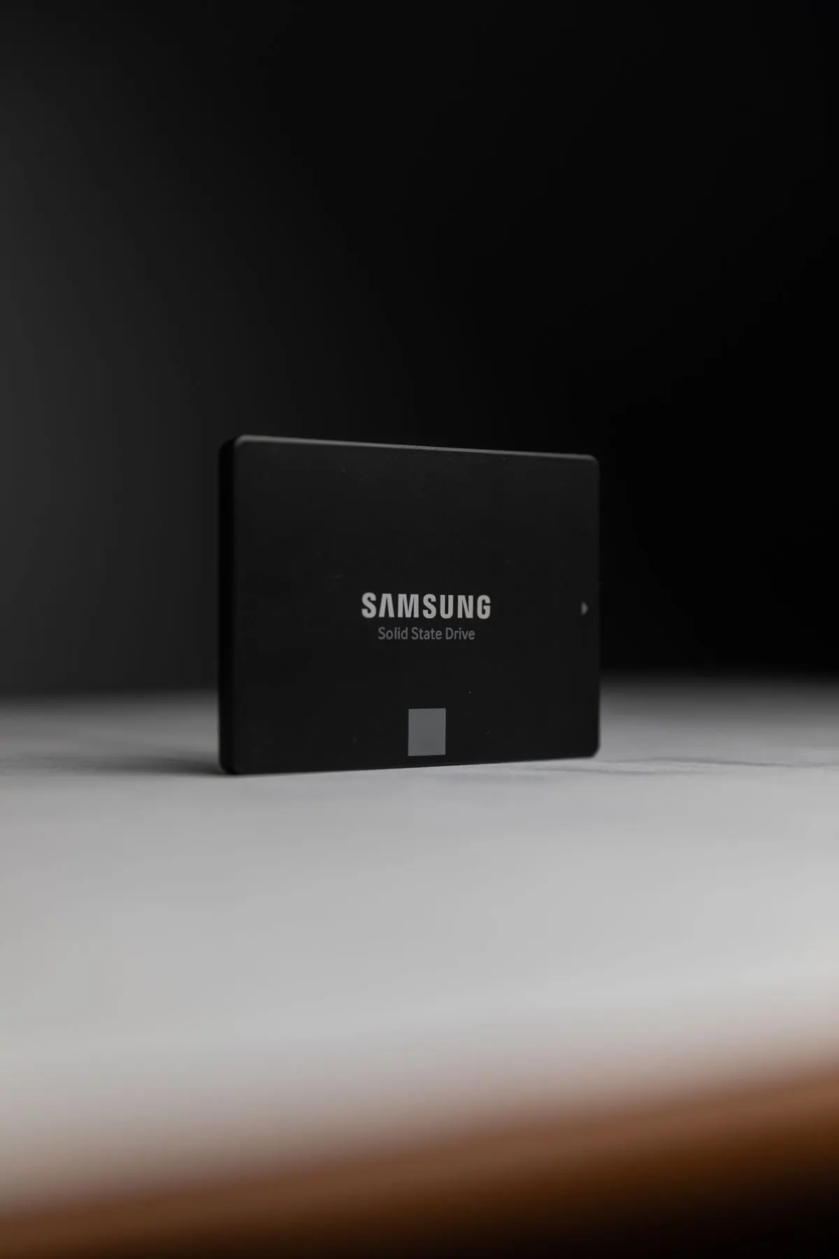 Dysk SSD 2,5 cala stojący samodzielnie na blacie — Anulowanie zlecenia przed rozpoczęciem prac