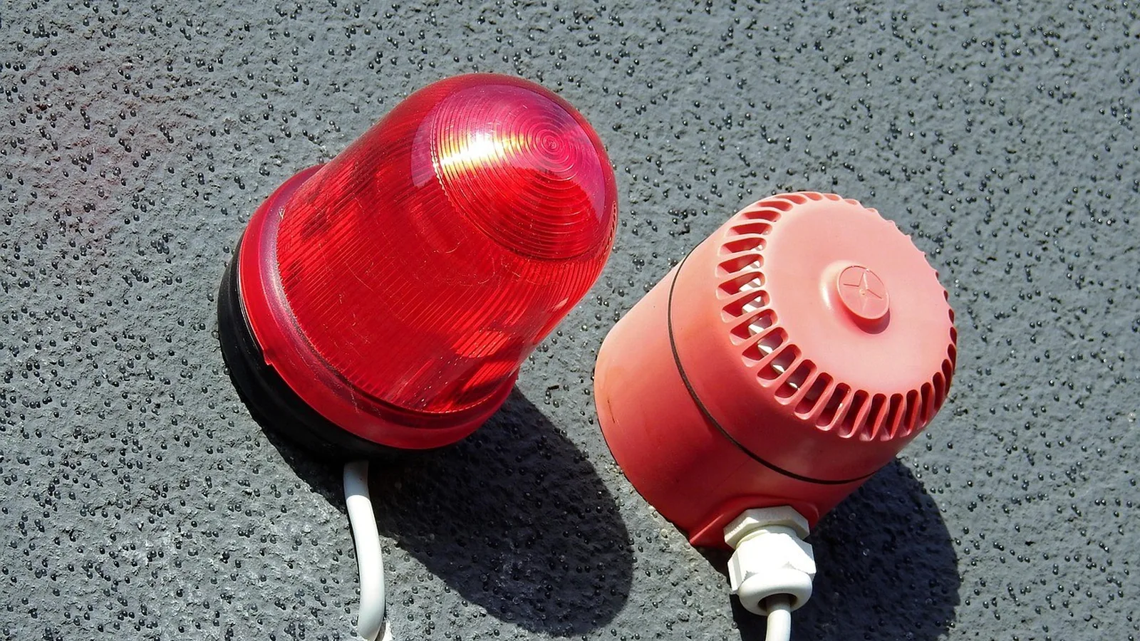 alarm, rotating beacon, warning light, siren, signal transmitter, monitoring, burglary, thief, error, protect, lamp, alarm, alarm, alarm, alarm, warning light, siren, siren, siren, siren, siren