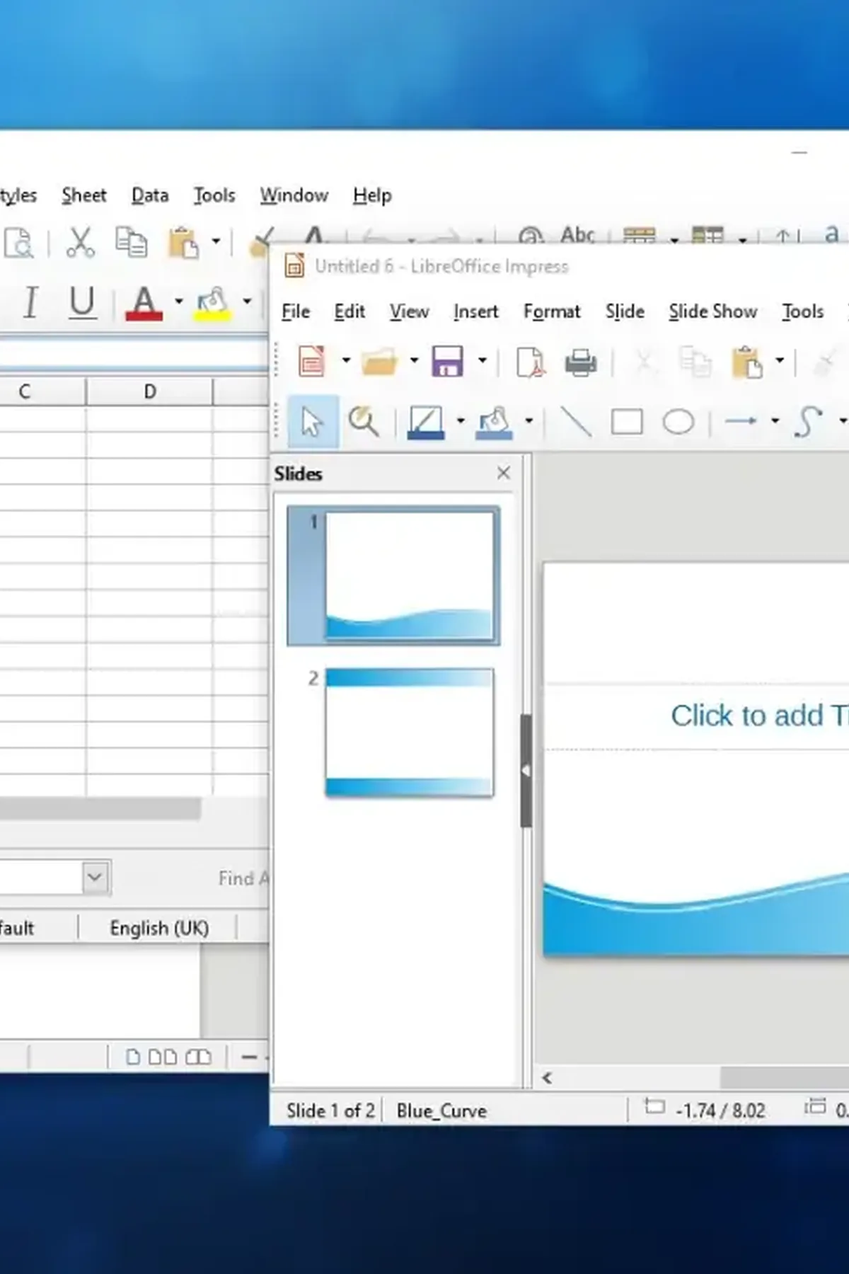 Zrzut ekranu z otwartymi oknami LibreOffice Calc i Impress na pulpicie Windows