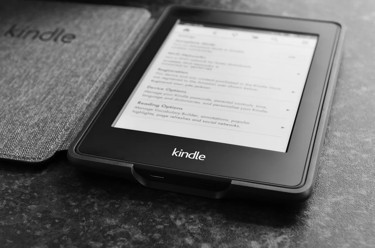 czytnik e-booków Amazon Kindle — Amazon Kindle Paperwhite poza naszym warsztatem — gdzie szukać pomocy