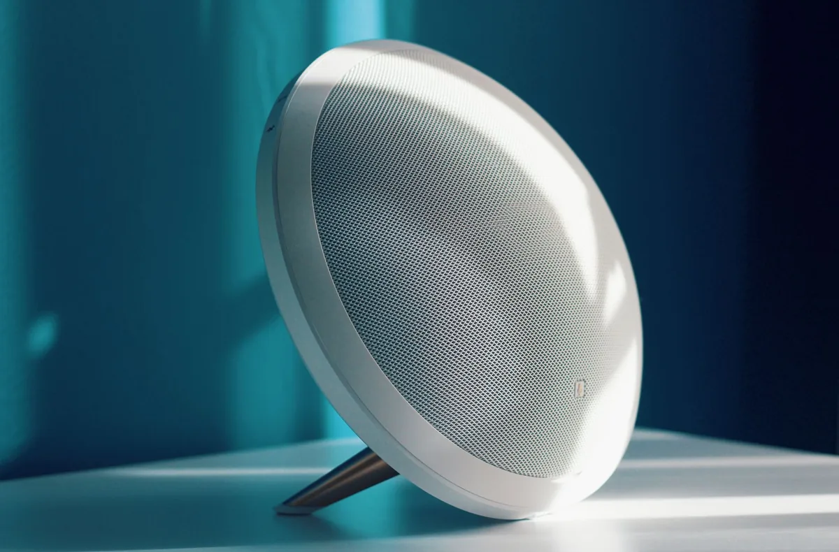 nowoczesny głośnik bezprzewodowy o minimalistycznej obudowie — Bose SoundLink Max w zgłoszeniu — jak odpowiadamy i co radzimy