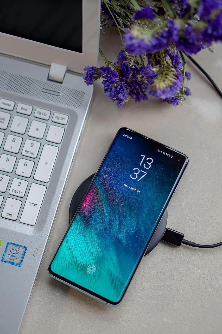 Dlaczego nie bierzemy Samsung Galaxy Z Fold 6 do naprawy