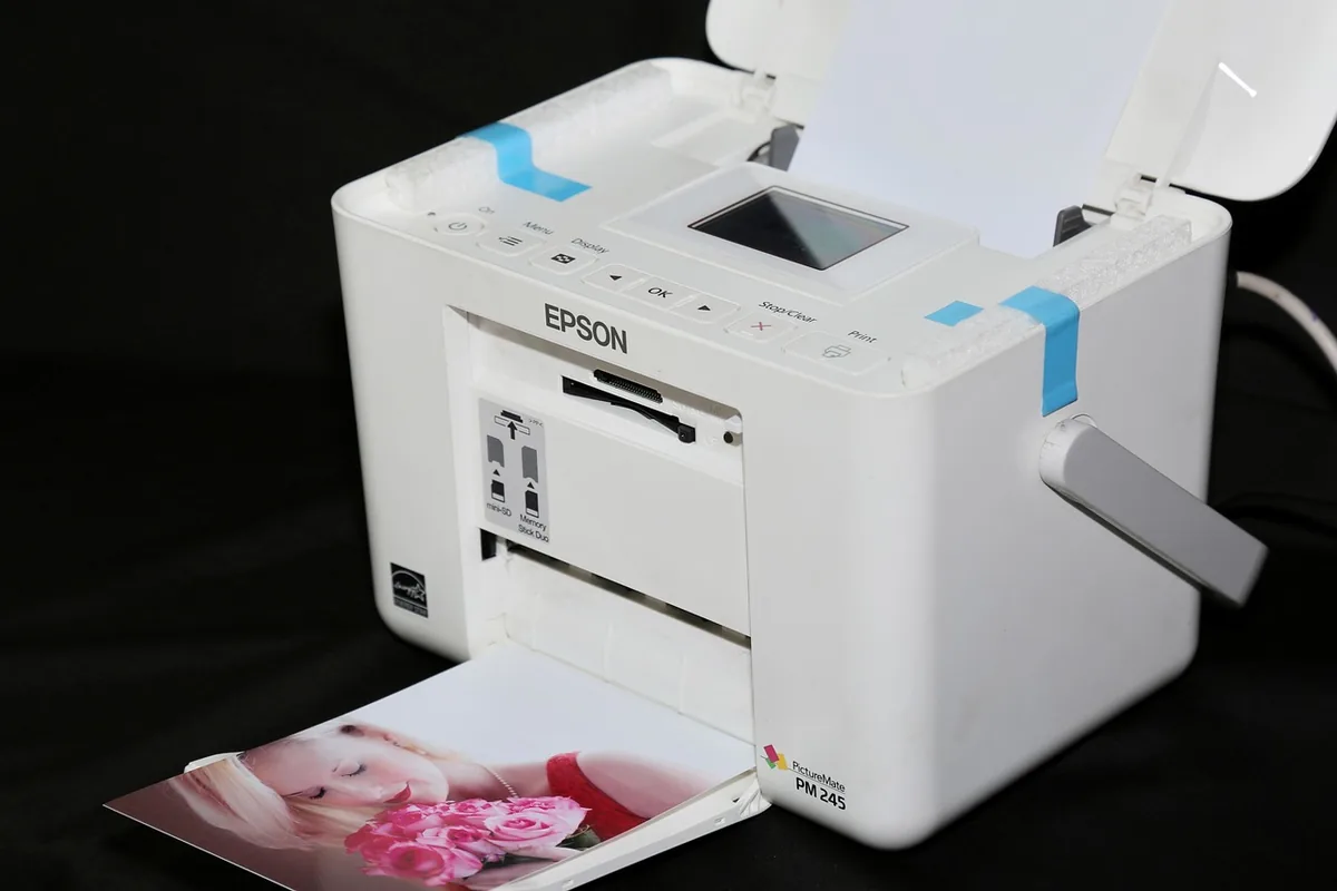 urządzenie wielofunkcyjne do drukowania zdjęć w studiu — Dlaczego nie bierzemy Xerox WorkCentre 3225 do naprawy
