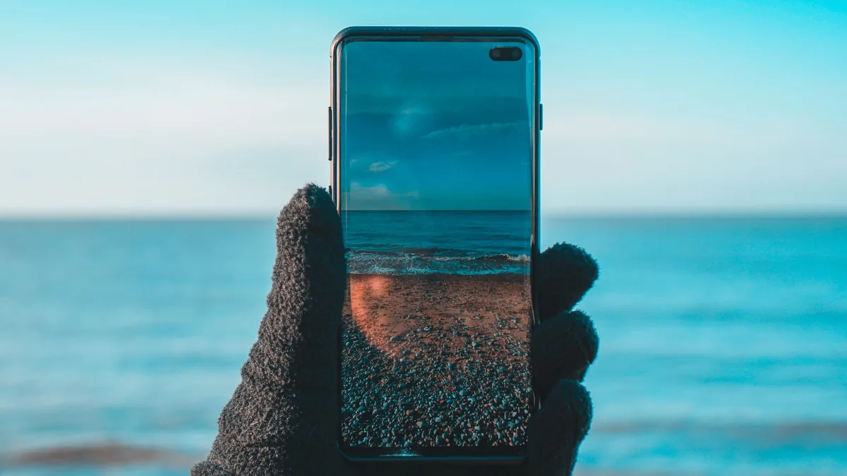 Dlaczego nie bierzemy Xiaomi Mi 9 do naprawy
