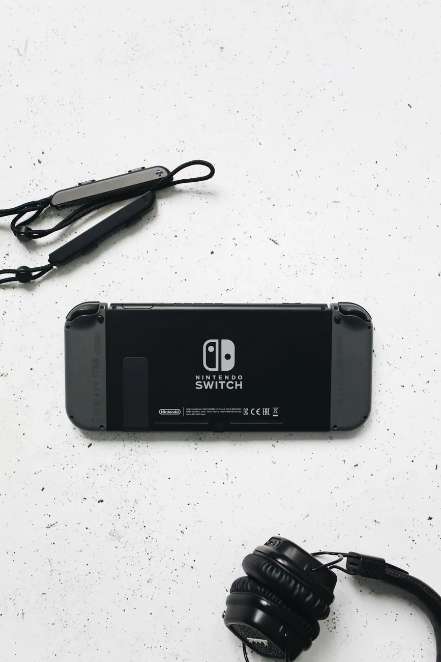 Game Boy poza naszym warsztatem — gdzie szukać pomocy