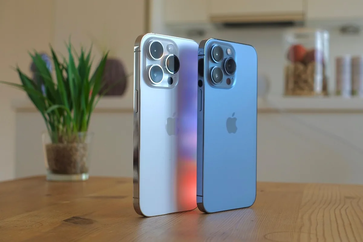 smartfony apple iphone 14 pro i iphone 13 pro — iPhone 14 Pro a zakres naszego serwisu — czym zajmujemy się zamiast