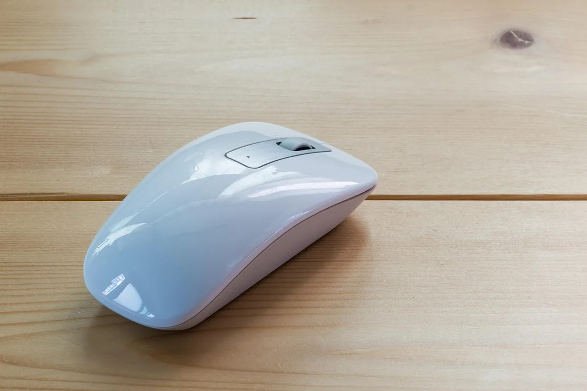 mysz komputerowa z rolką przewijania — Logitech MX Master 2S w zgłoszeniu — jak odpowiadamy i co radzimy