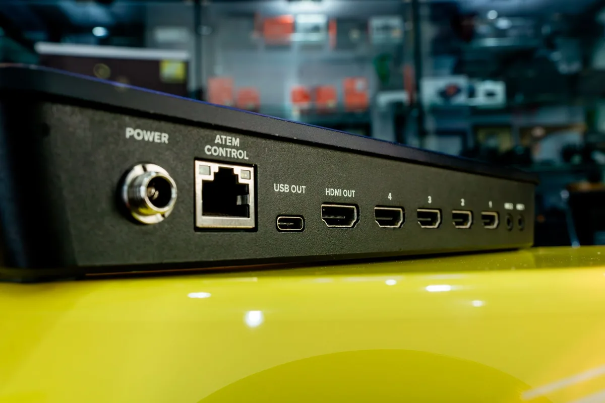 Microsoft Surface Thunderbolt 4 Dock — czego przy tym sprzęcie nie zrobimy