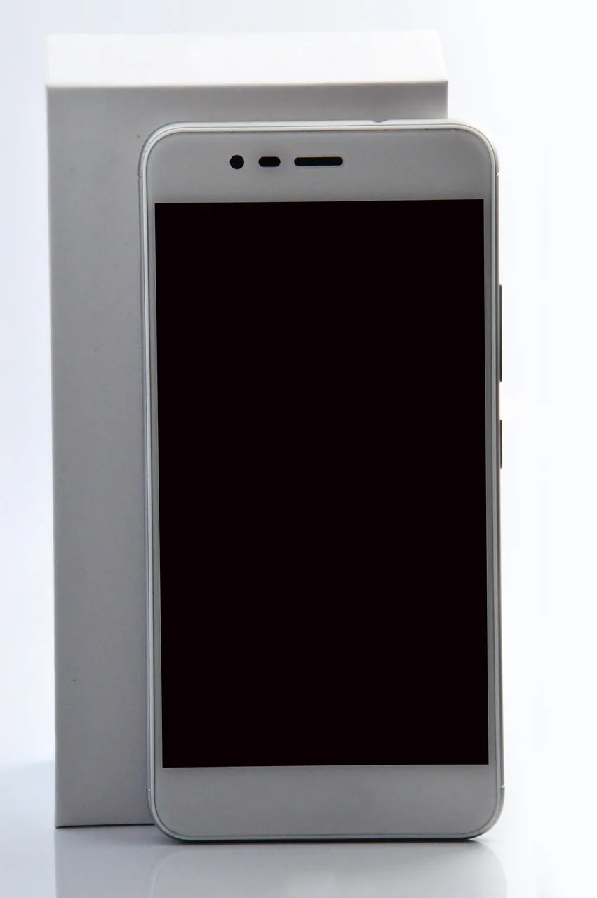 nowoczesny bezprzewodowy smartfon z ekranem dotykowym — Nokia 3.4 — czego przy tym sprzęcie nie zrobimy