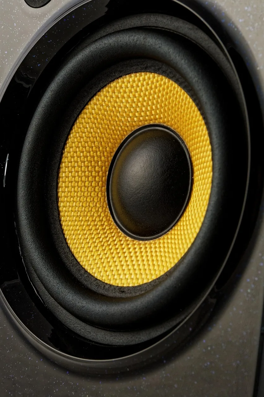 kolumny głośnikowe do komputera — Pylon Audio Pearl 20 w zgłoszeniu — jak odpowiadamy i co radzimy