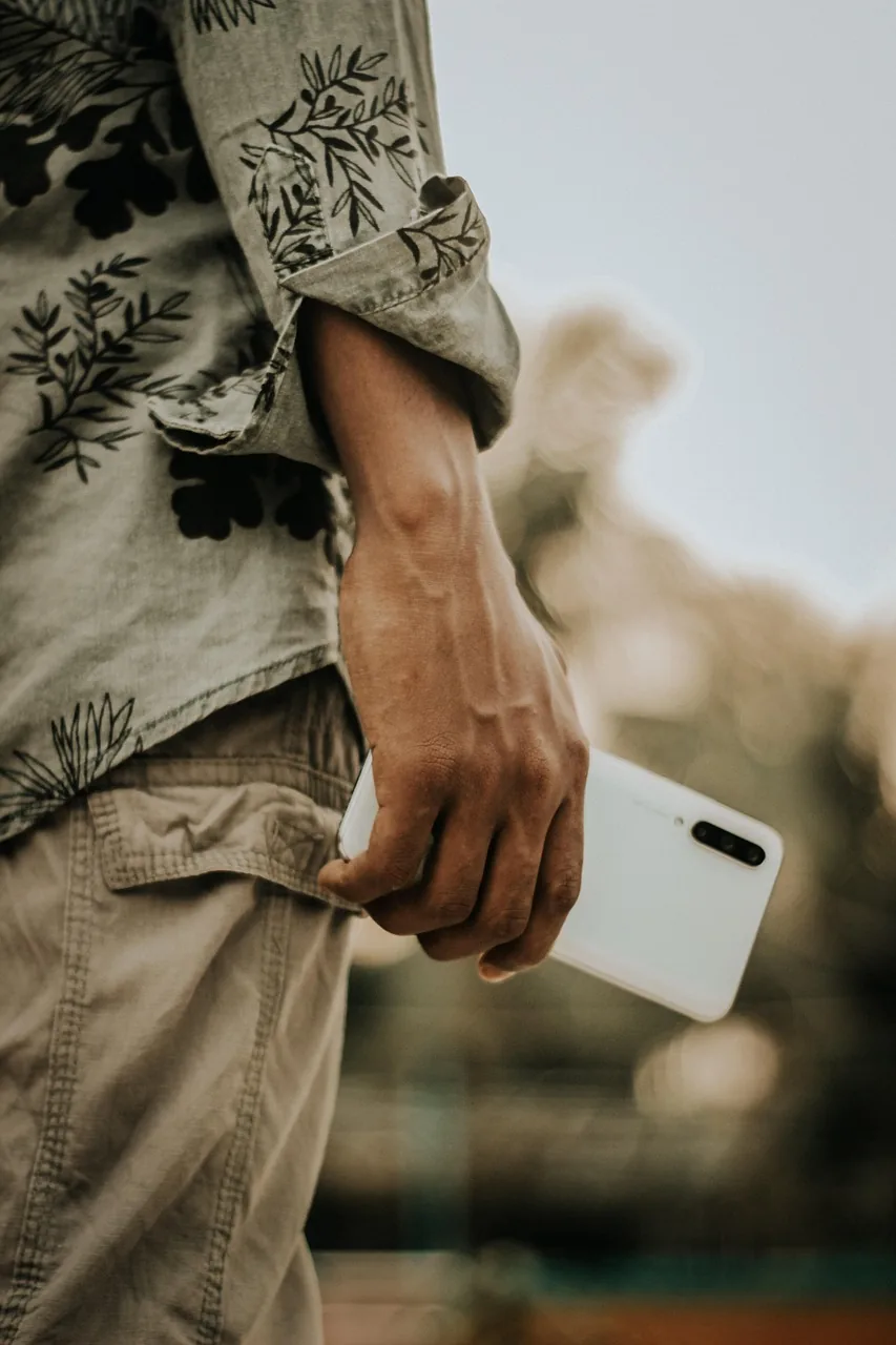 nowoczesny smartfon z zaawansowanym modułem aparatu — realme Note 50 — czego przy tym sprzęcie nie zrobimy