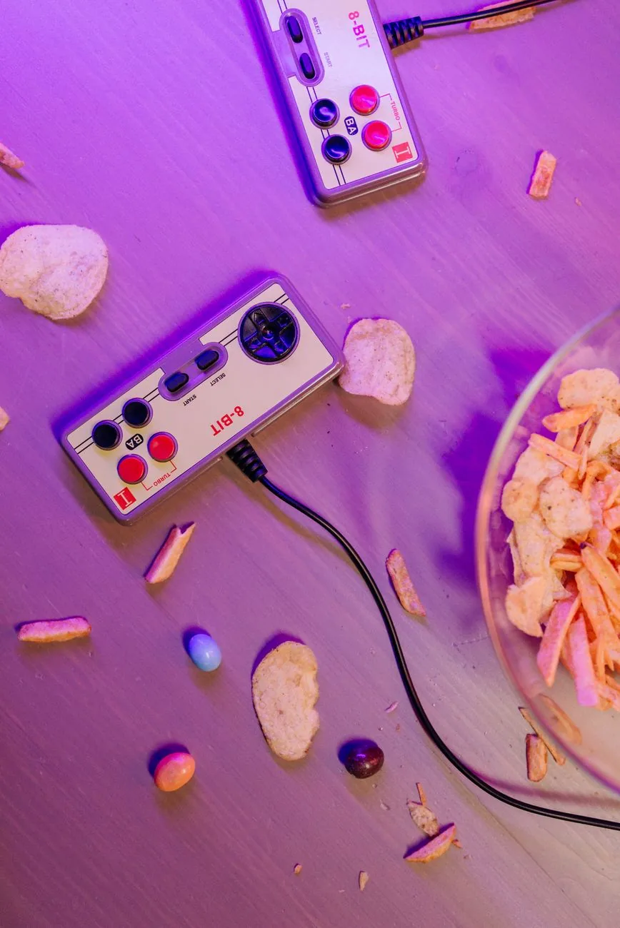 kontrolery do gier retro i przekąski w fioletowym świetle — Retroid Pocket 4 Pro w zgłoszeniu — jak odpowiadamy i co radzimy