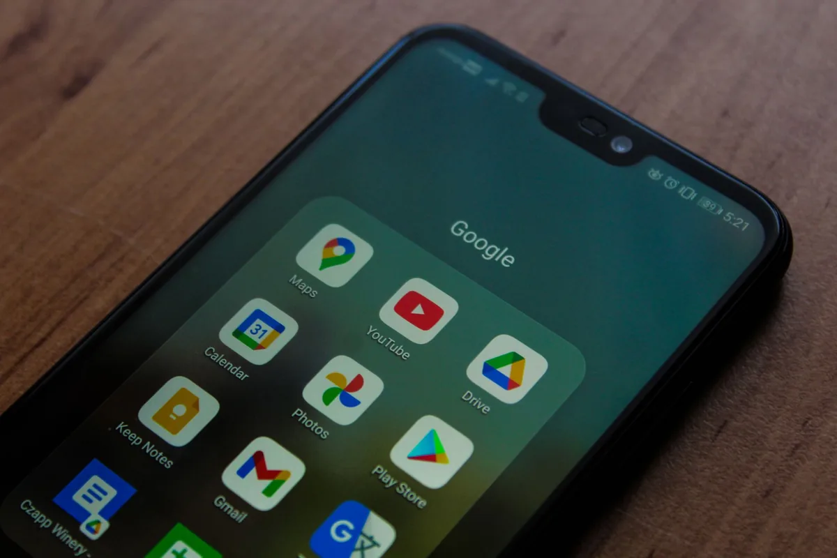 Samsung Galaxy S23 w zgłoszeniu — jak odpowiadamy i co radzimy