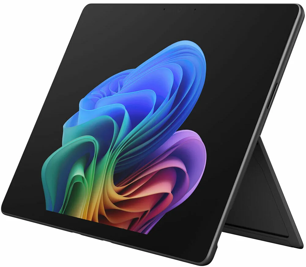 Zdjęcie produktowe komputera Surface Pro — Surface Pro 5. generacji poza naszym warsztatem — gdzie szukać pomocy