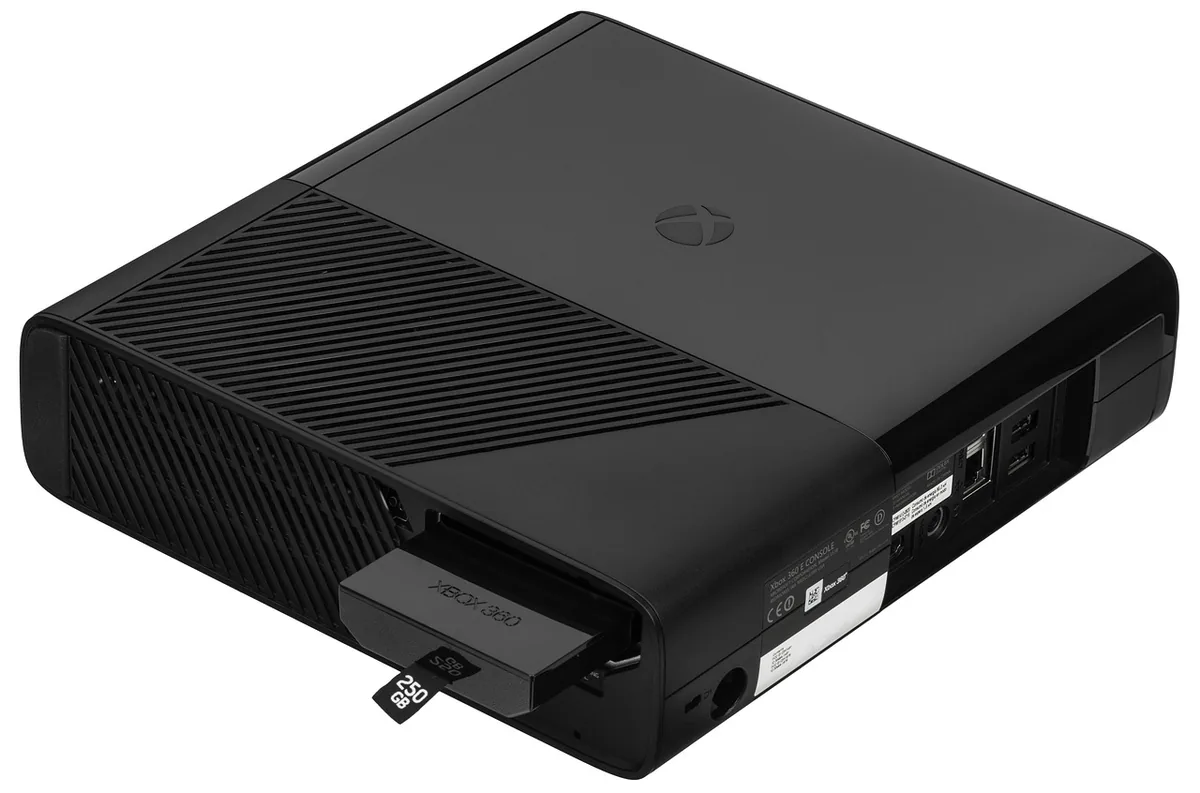 dysk twardy i akcesoria do konsoli Xbox 360 E — Xbox 360 Slim a zakres naszego serwisu — czym zajmujemy się zamiast