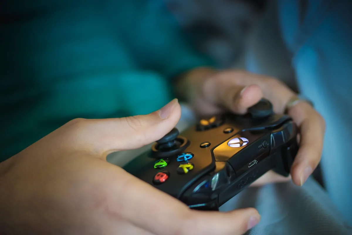 bezprzewodowy kontroler do konsoli Xbox One — Xbox One S w zgłoszeniu — jak odpowiadamy i co radzimy