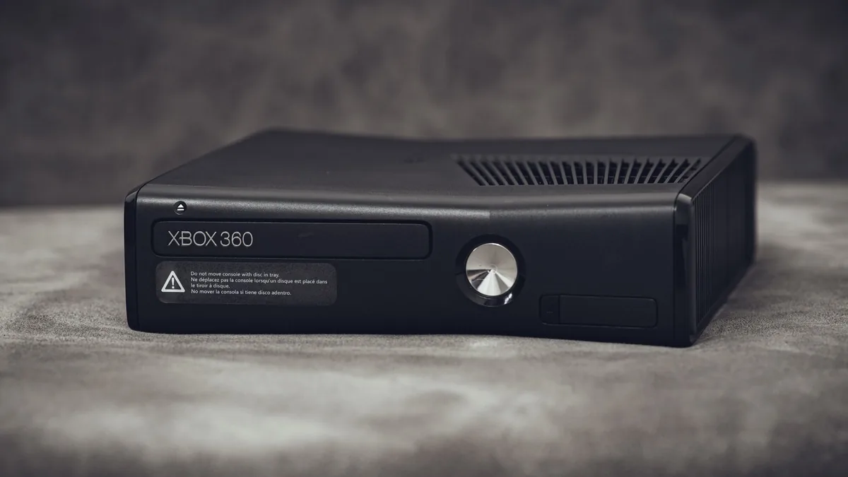 klasyczna konsola Xbox 360 — Xbox Original poza naszym warsztatem — gdzie szukać pomocy