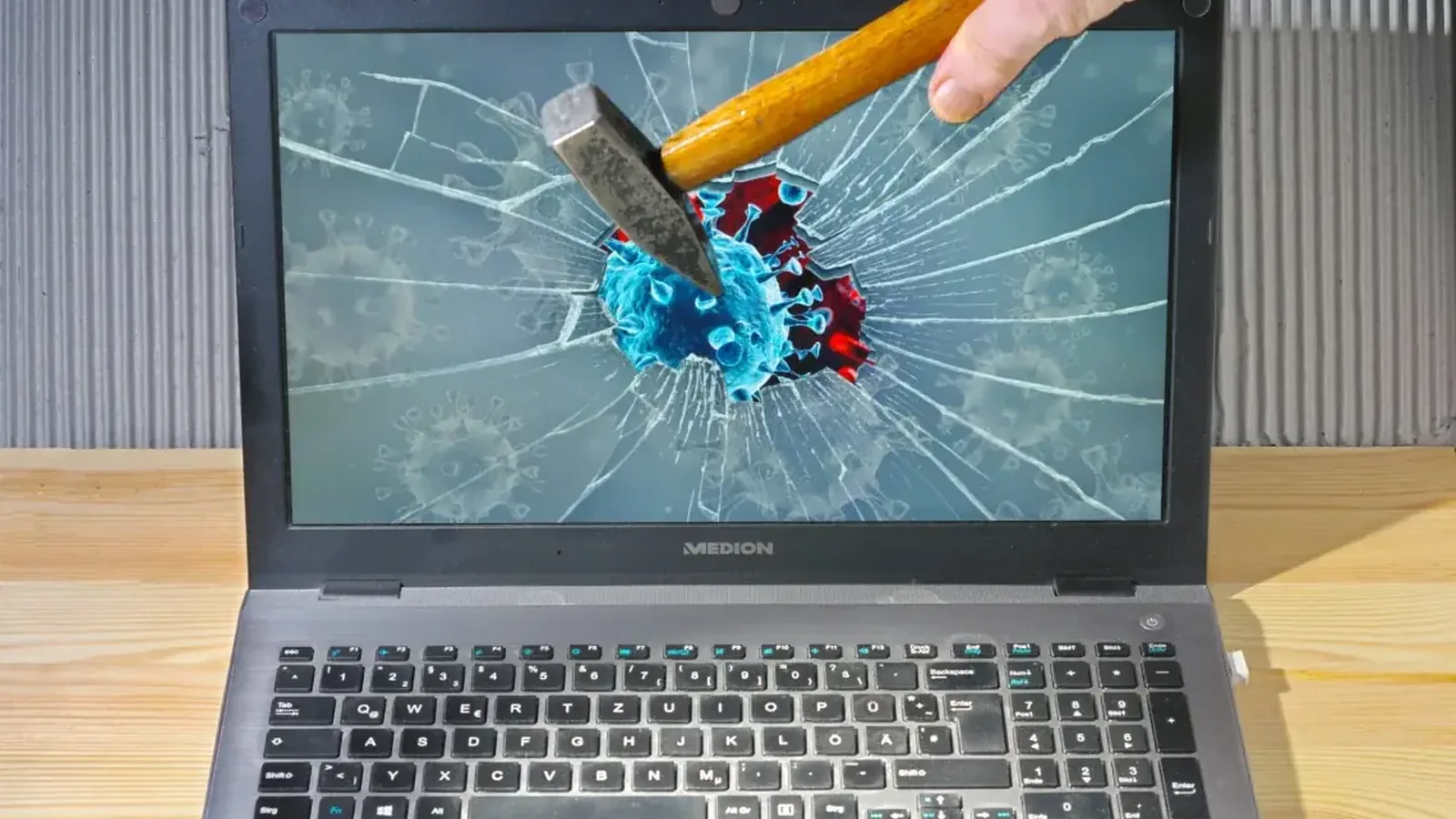 Wymiana i naprawa matryc laptopów